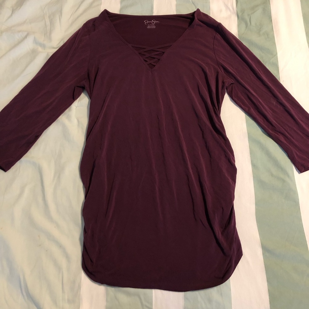 Jessica Simpson maternity top